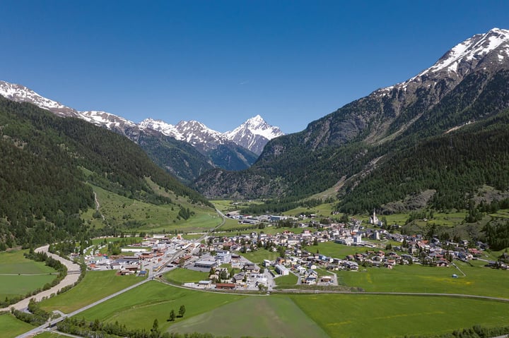 La commune de Zernez passe au numérique grâce à Dialog